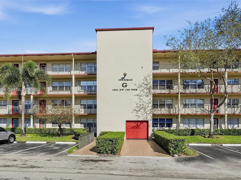 1551 SW 135th Ter #111G