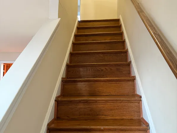 3765 Mark Dr, Alexandria, VA 22305