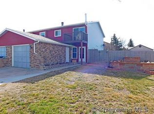 5301 Eastview St, Cheyenne, WY 82001