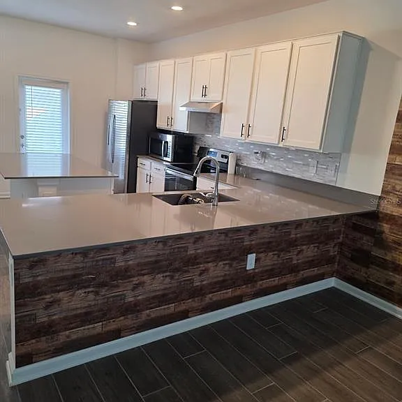 13882 Title Way — Photo 4
