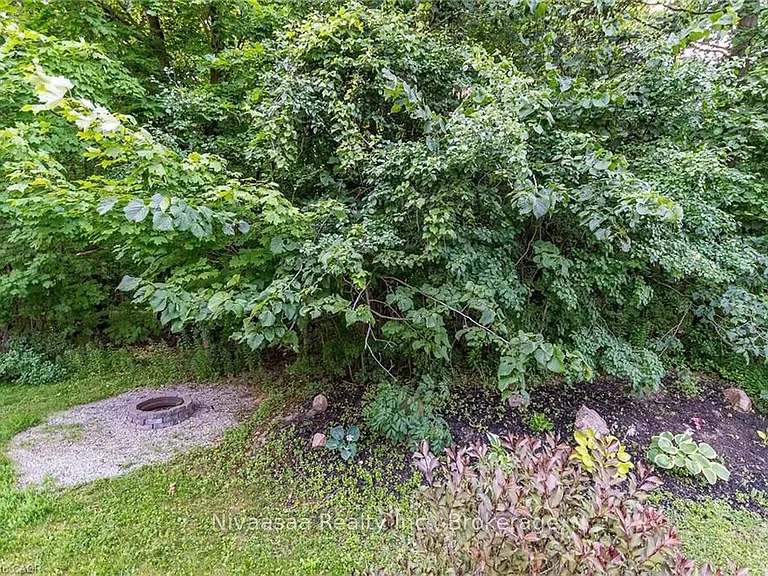 110 Activa Ave #D21 — Photo 37