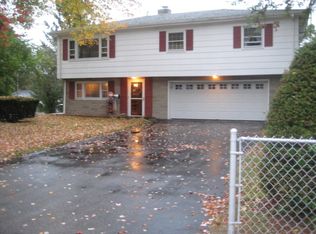 97 Sunrise Ave, Woonsocket, RI 02895