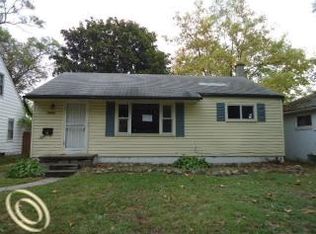 18212 Woodbine St, Detroit, MI 48219