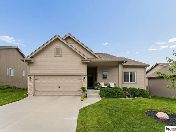 18817 Briar St, Omaha, NE 68136