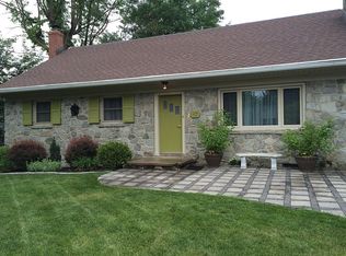 87 N Church St, Ephrata, PA 17522