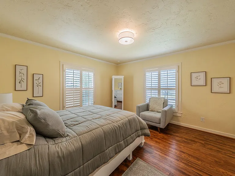 2157 W Lotus Ave — Photo 23