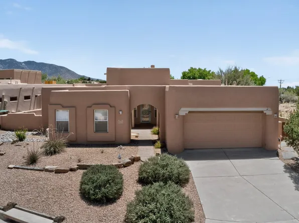 8203 Indigo Ct NE, Albuquerque, NM 87122