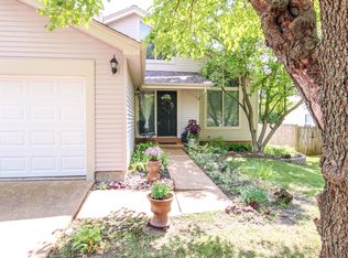 1602 Rishon Hill Dr, Saint Louis, MO 63146