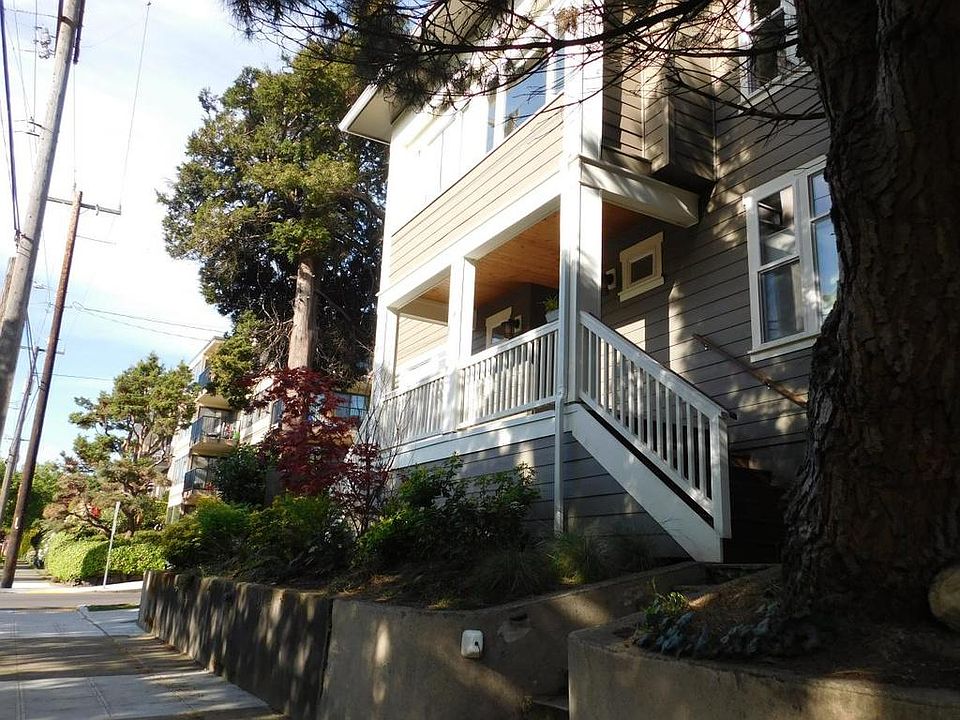 1st image of 2046 Franklin Ave E #4