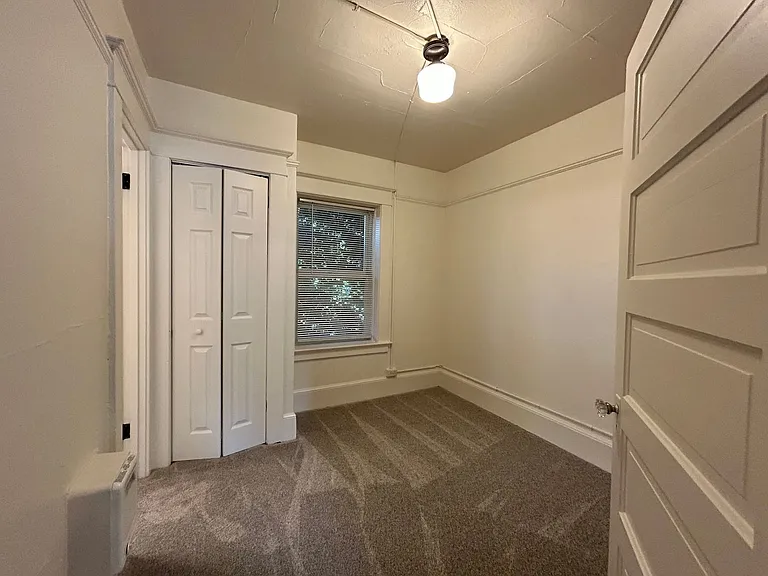 Dover Apartments — Photo 18