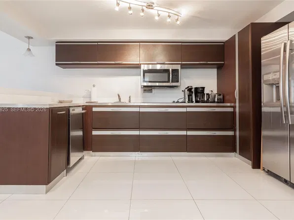 2301 Collins Ave APT 1023, Miami Beach, FL 33139