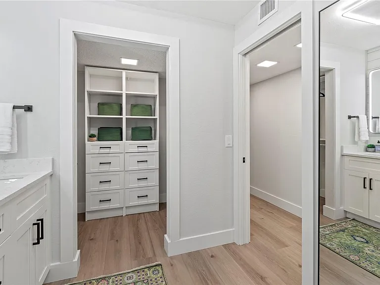 609 Bayport Way — Photo 33