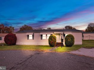 8758 Turkey Ridge Rd, Breinigsville, PA 18031