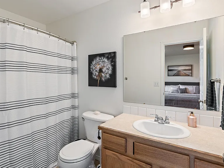 3928 N Weston Ave — Photo 10