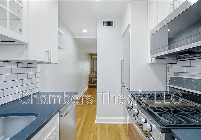 1535 Constitution Ave NE — Photo 13