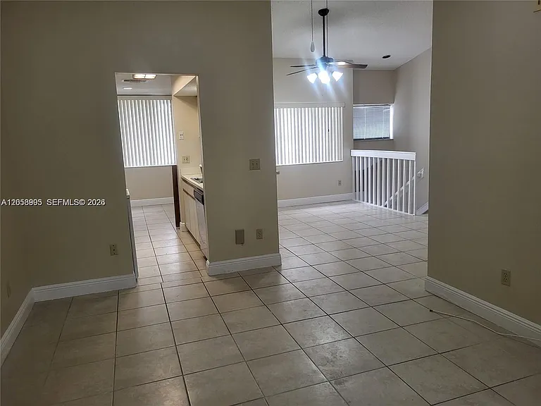 9843 SW 138th Ave #EA2R — Photo 3