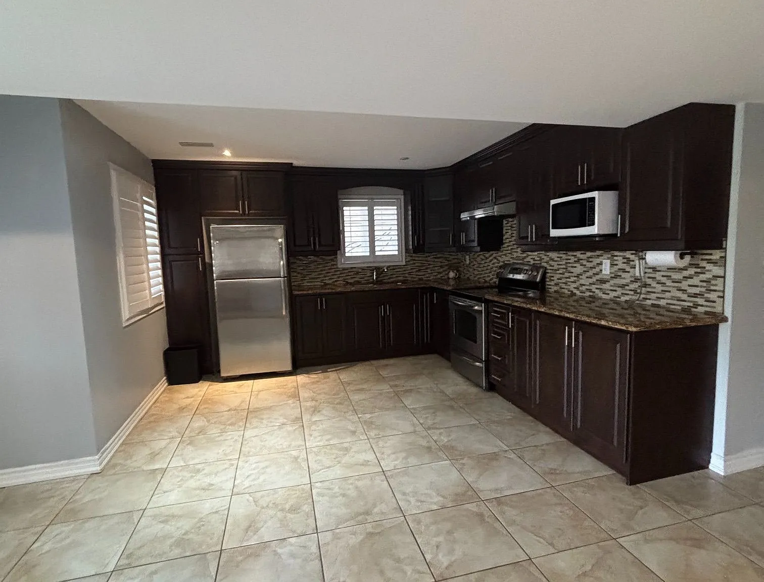 2 bed, $2,300 — Photo 4