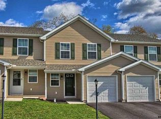 1640 Matthew Dr, York, PA 17404