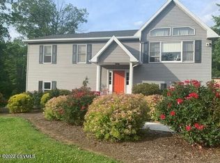 886 Smith Rd, Mifflinburg, PA 17844