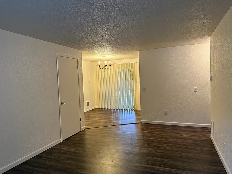 2550 Ruddell Rd SE #102 — Photo 6
