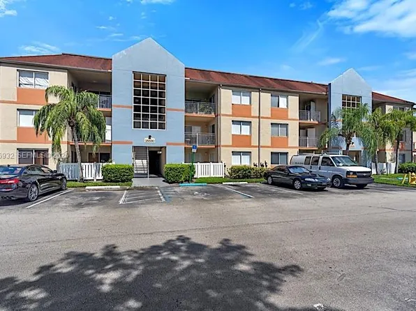 18830 NW 57th Ave APT 304, Hialeah, FL 33015