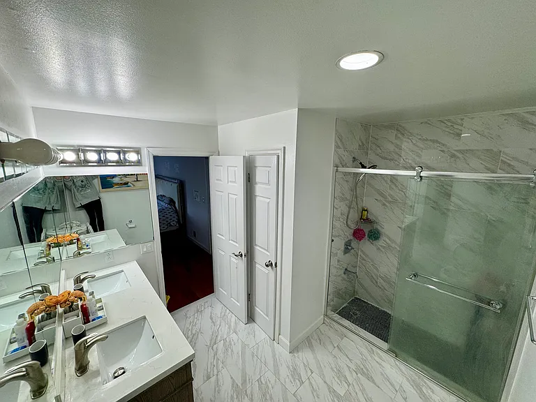 212 Parkside Dr — Photo 12
