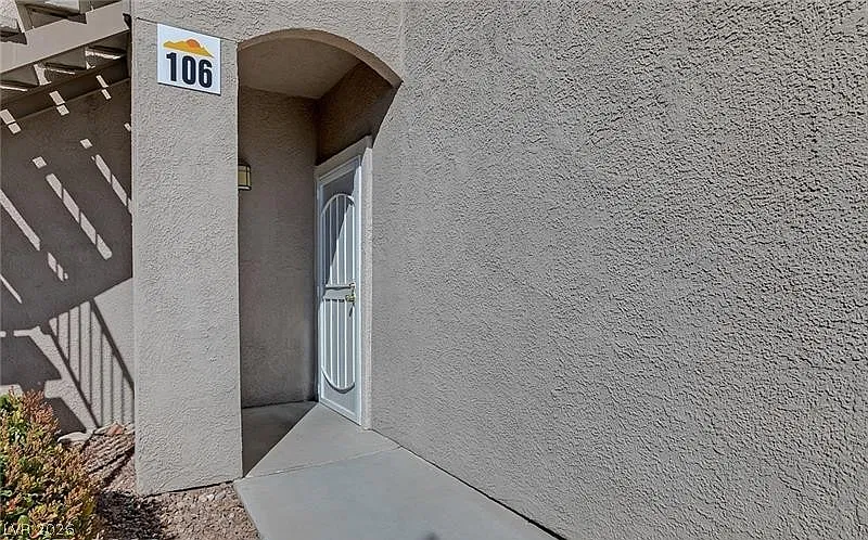 2 bed, 2.0 bath, 1151 sqft, $1,500 — Photo 2
