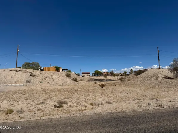 4811 E York Dr, Topock, AZ 86436