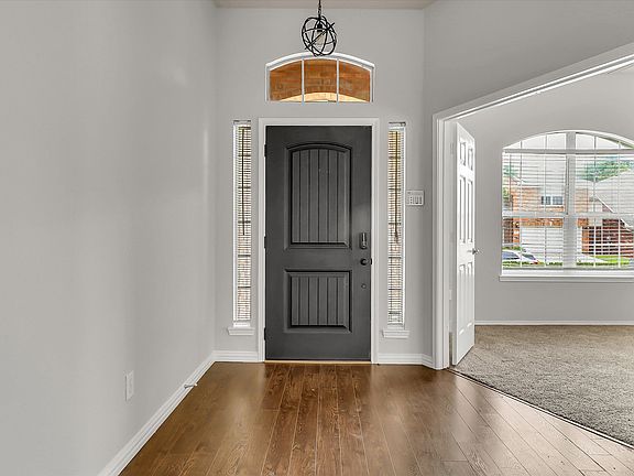 3rd image of 5864 Shetland Cir