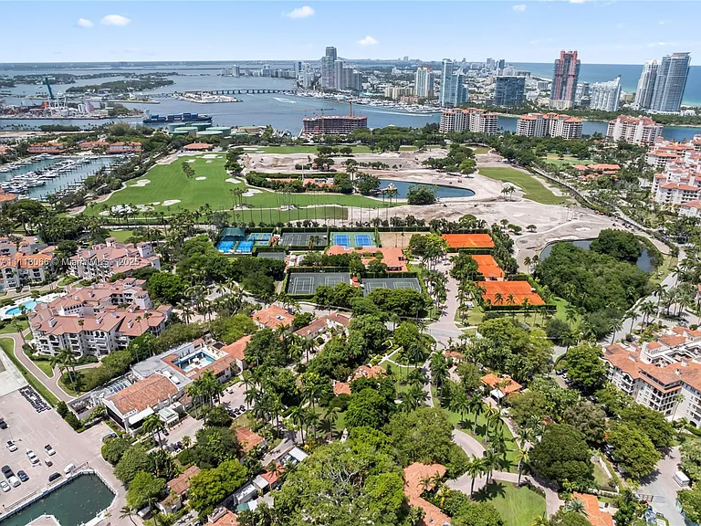19143 Fisher Island Dr #19143 — Photo 14