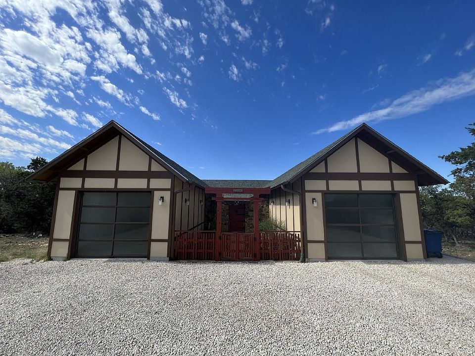 1st image of 2583 Summit Dr