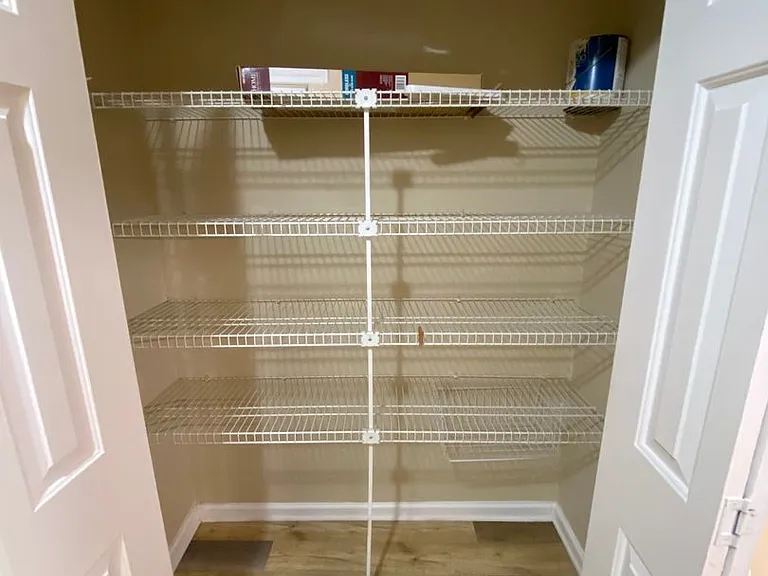 711 Fields Ln — Photo 19