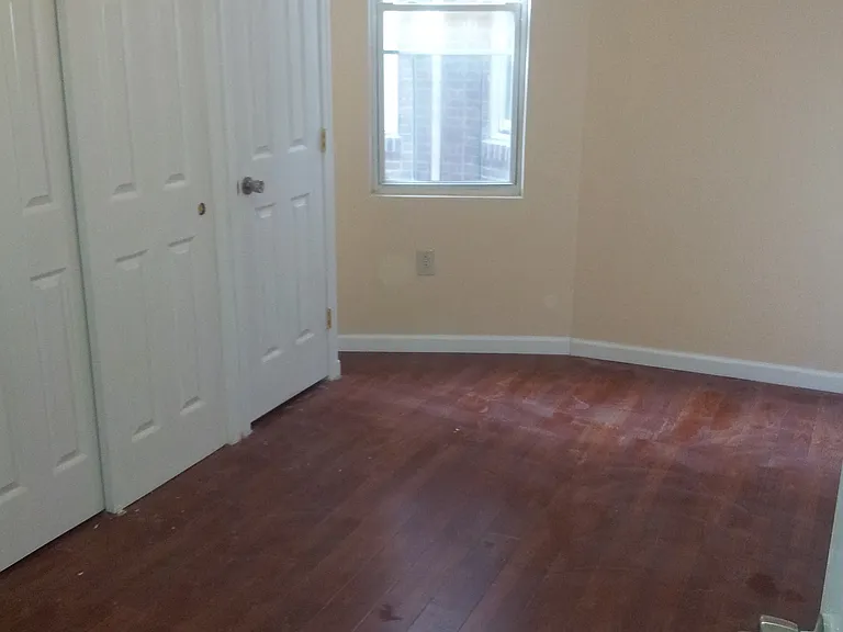 4636 Hazel Ave #2F — Photo 2