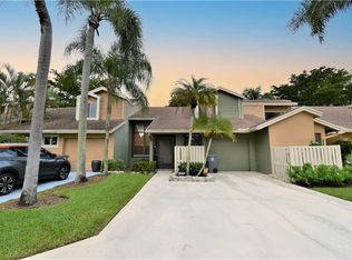 22424 Thousand Pines Ln, Boca Raton, FL 33428