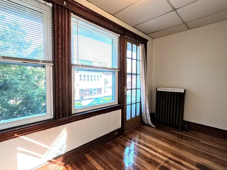 11 Roseway St #2 — Photo 28