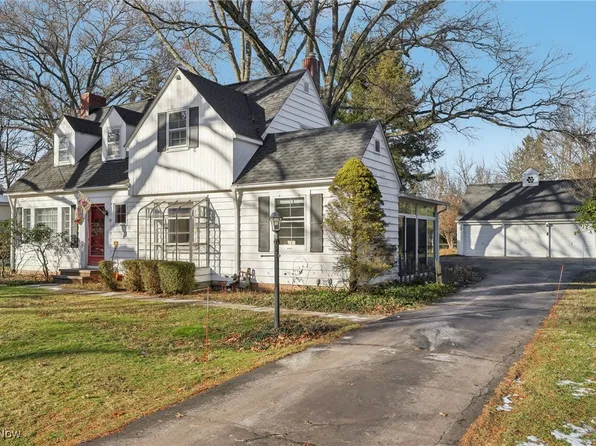 11515 Fitzwater Rd, Brecksville, OH 44141