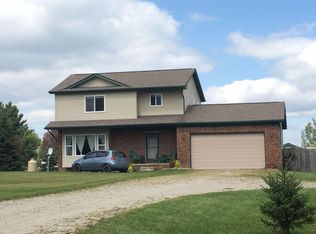 11352 Smiths Creek Rd, Riley, MI 48041