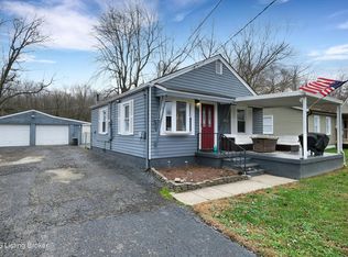 1308 Doris Dr, Fairdale, KY 40118