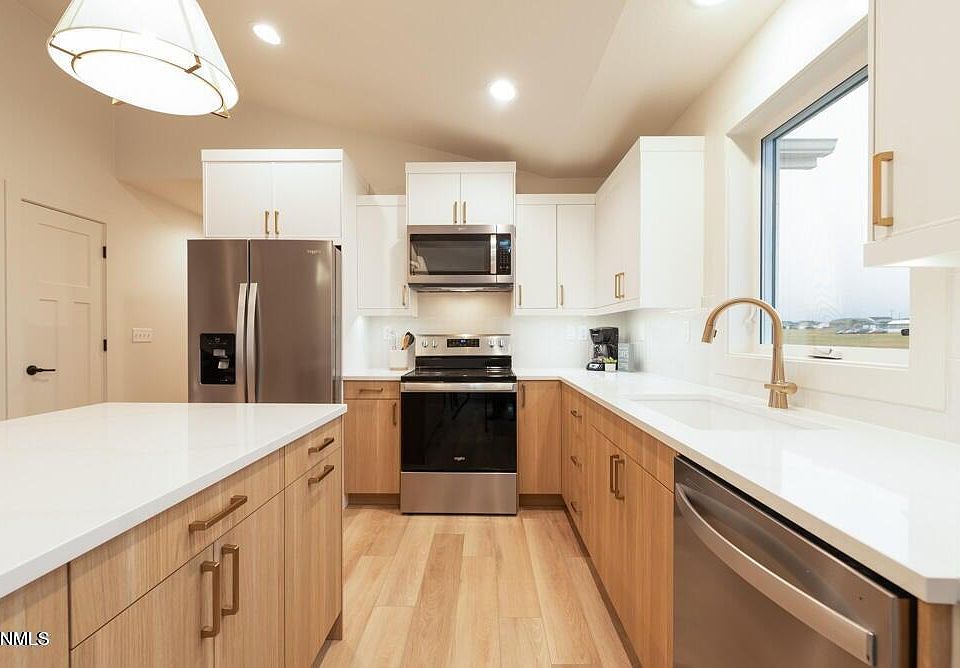 1st image of 4021 Amari Loop NW