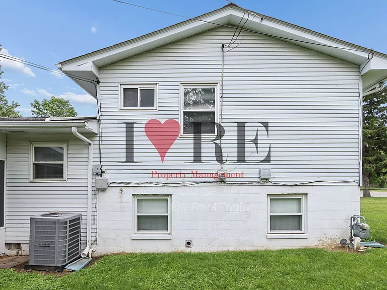 3565 Brunswick Dr — Photo 6