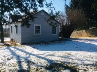 2310 Market St, Peru, IL 61354
