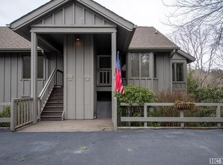 203 Chestnut Cv #4, Highlands, NC 28741