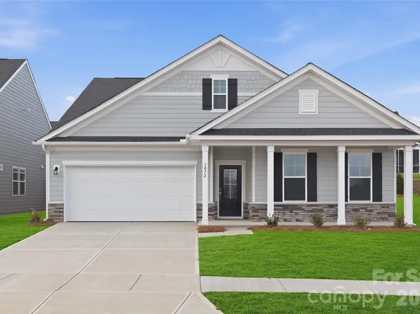 1072 Arundle Rd, Sherrills Ford, NC 28673