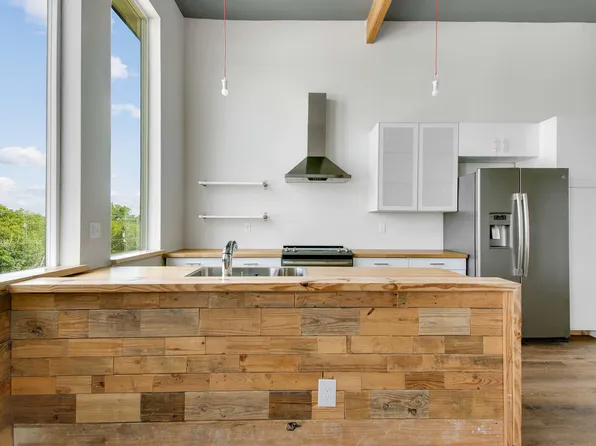 Lofts at 305, 305 N Parker Ave Unit 127, Bryan, TX 77803