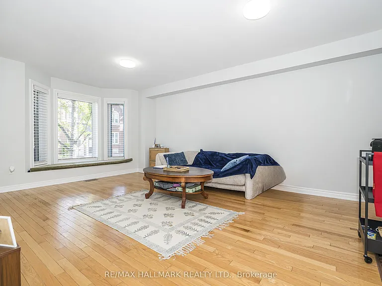 125 Viella St — Photo 4