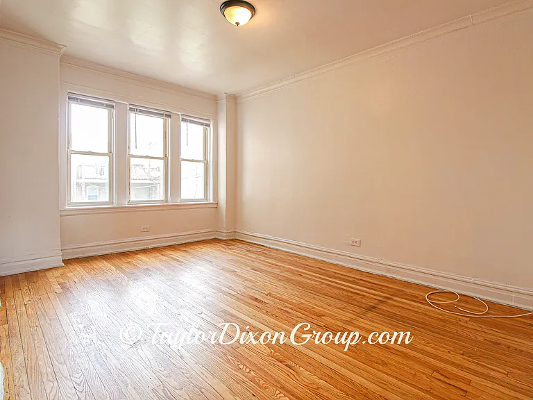 3859 W Maypole Ave #1G — Photo 2