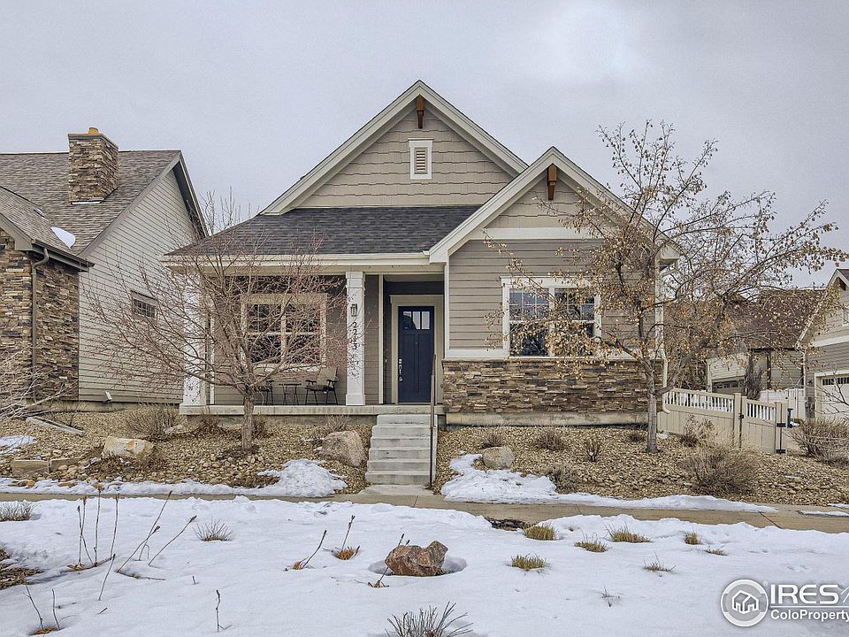 1st image of 2213 Park Ln