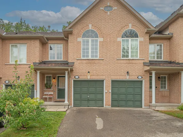 7360 Zinnia Pl #69, Mississauga, ON L5W 2A1