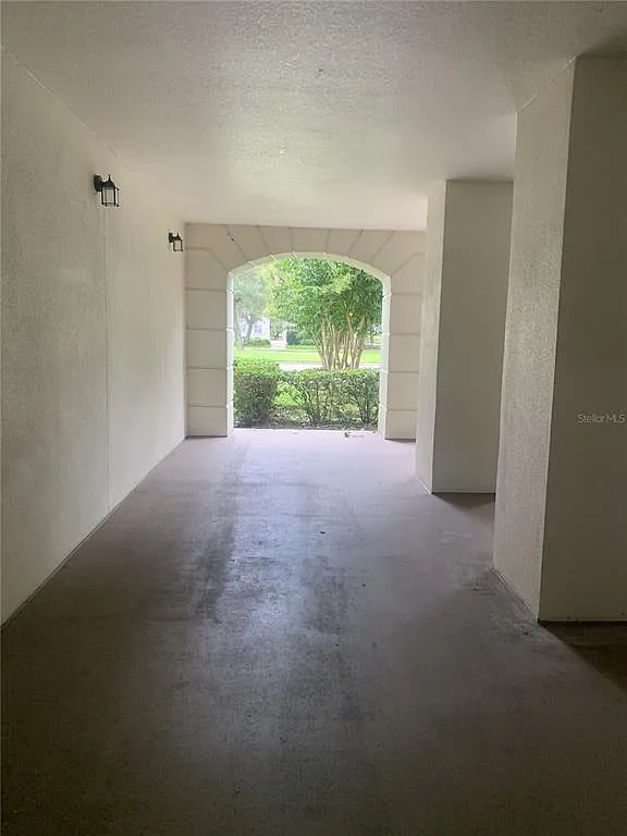 3 bed, 2.0 bath, 1594 sqft, $3,000 — Photo 2