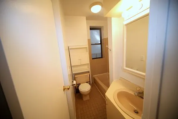 Rented by Alta Real Estate | media 66